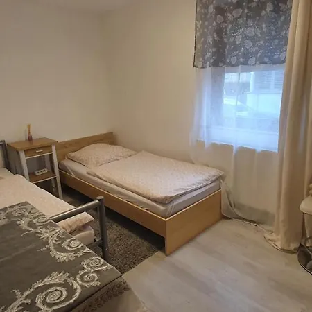 Apartmán Outletcity - 4 *
